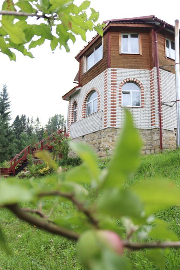 Садыба Полыцька Villa Guta Exterior photo